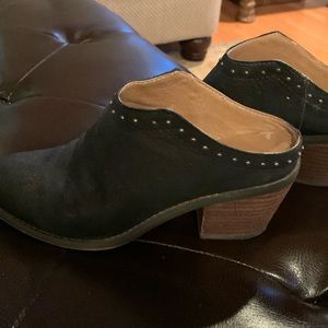 Western inspired clogs